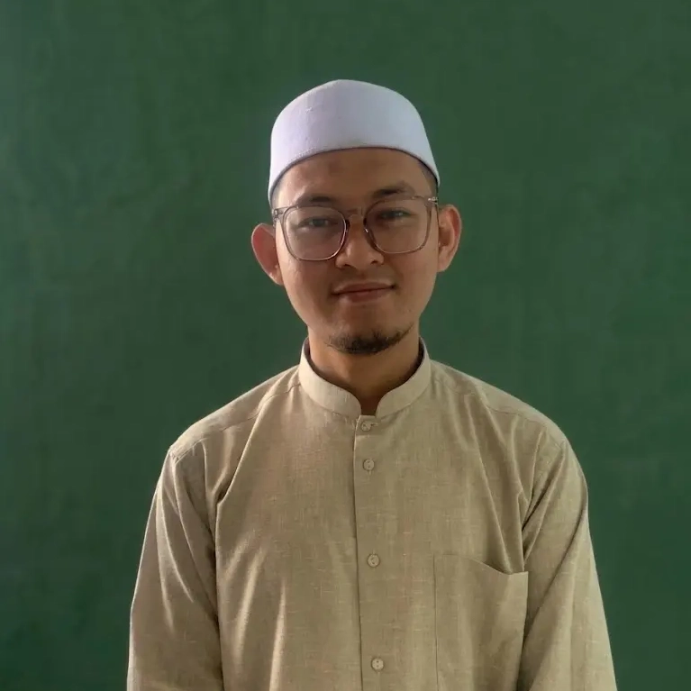 Ustadz Ikhsan Hari